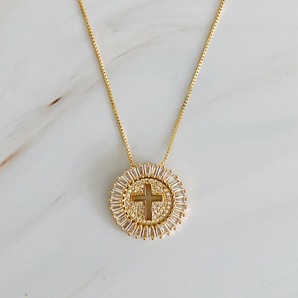Shine Circle Cross Necklace-5